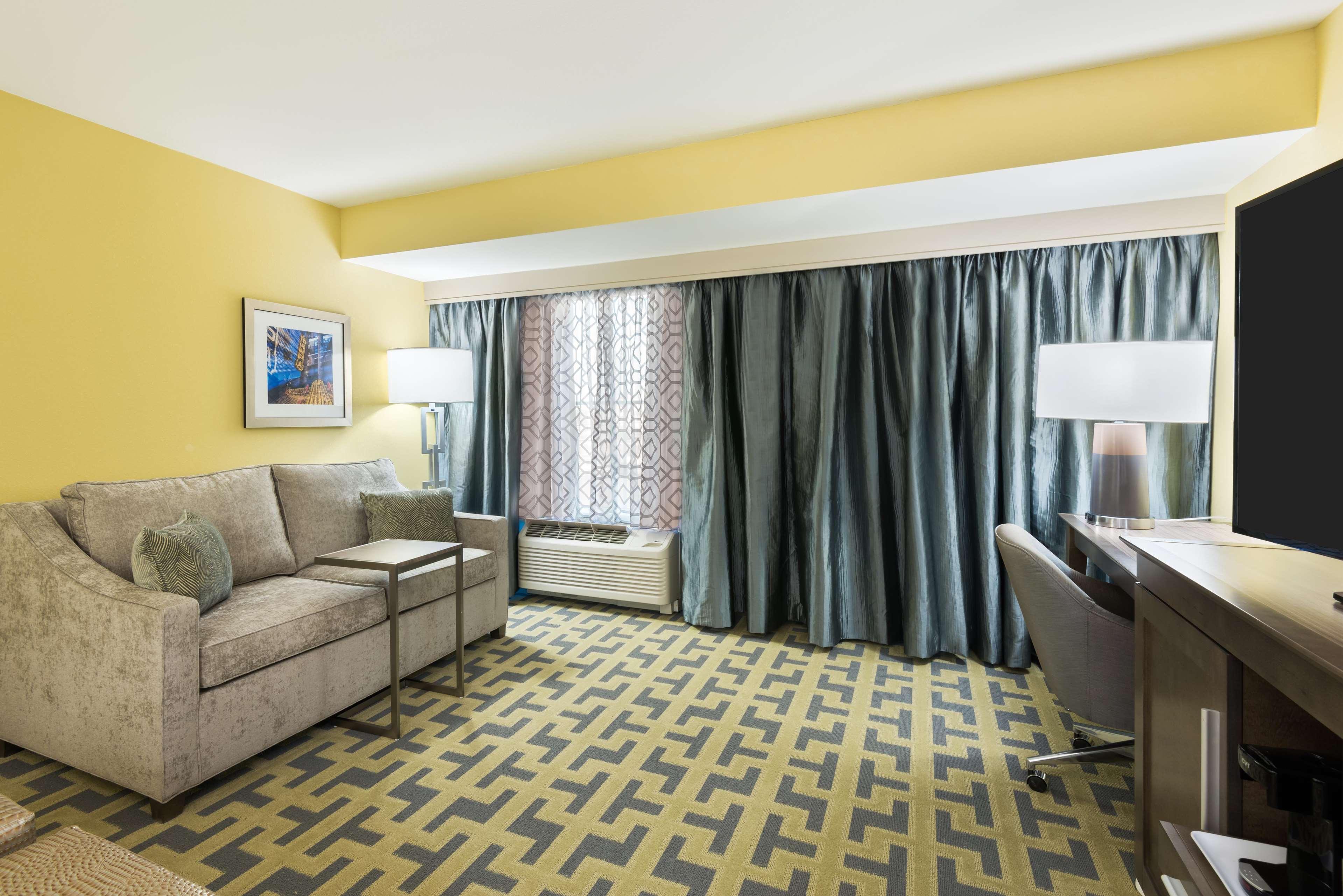 Hampton Inn & Suites Tampa Airport Avion Park Westshore Exterior foto