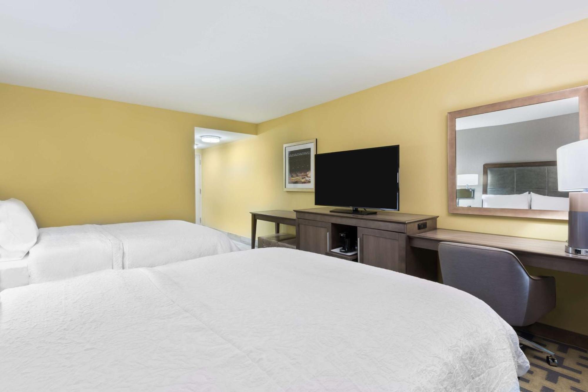 Hampton Inn & Suites Tampa Airport Avion Park Westshore Exterior foto